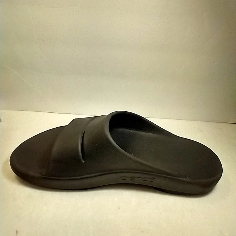 Oofos Ooahh Black Recovery Slide Comfort Sandals Men's sz 10.